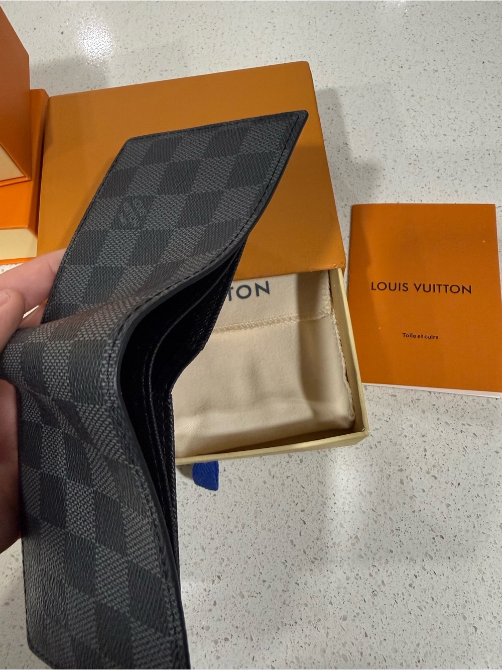 Louis Vuitton Black Damier Graphite Check Bi-Fold Wallet - Picture 3 of 5